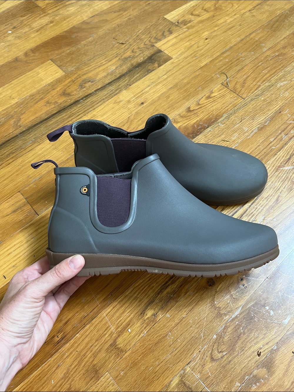 Bogs Women's Olive Mauve Purple Chelsea Rain Boots